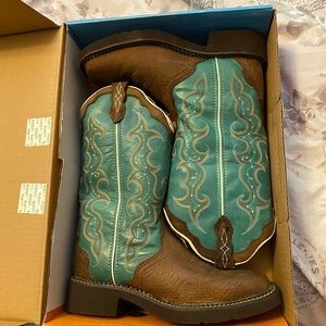 Justin Gypsy Boots new in box with tags